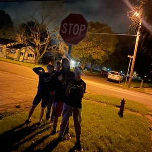 Meet your Posher, Logan